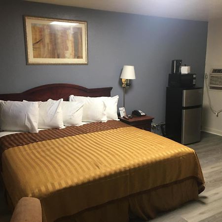 Garden Inn & Suites ניו בראונפלס מראה חיצוני תמונה