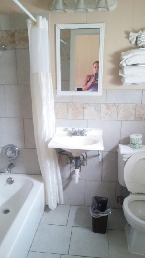Garden Inn & Suites ניו בראונפלס מראה חיצוני תמונה