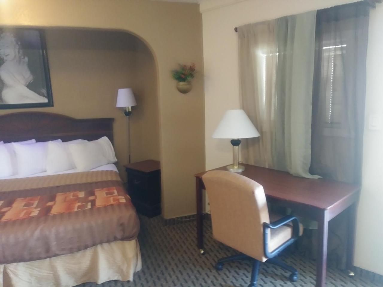Garden Inn & Suites ניו בראונפלס מראה חיצוני תמונה