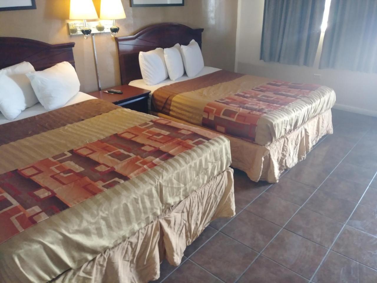 Garden Inn & Suites ניו בראונפלס מראה חיצוני תמונה