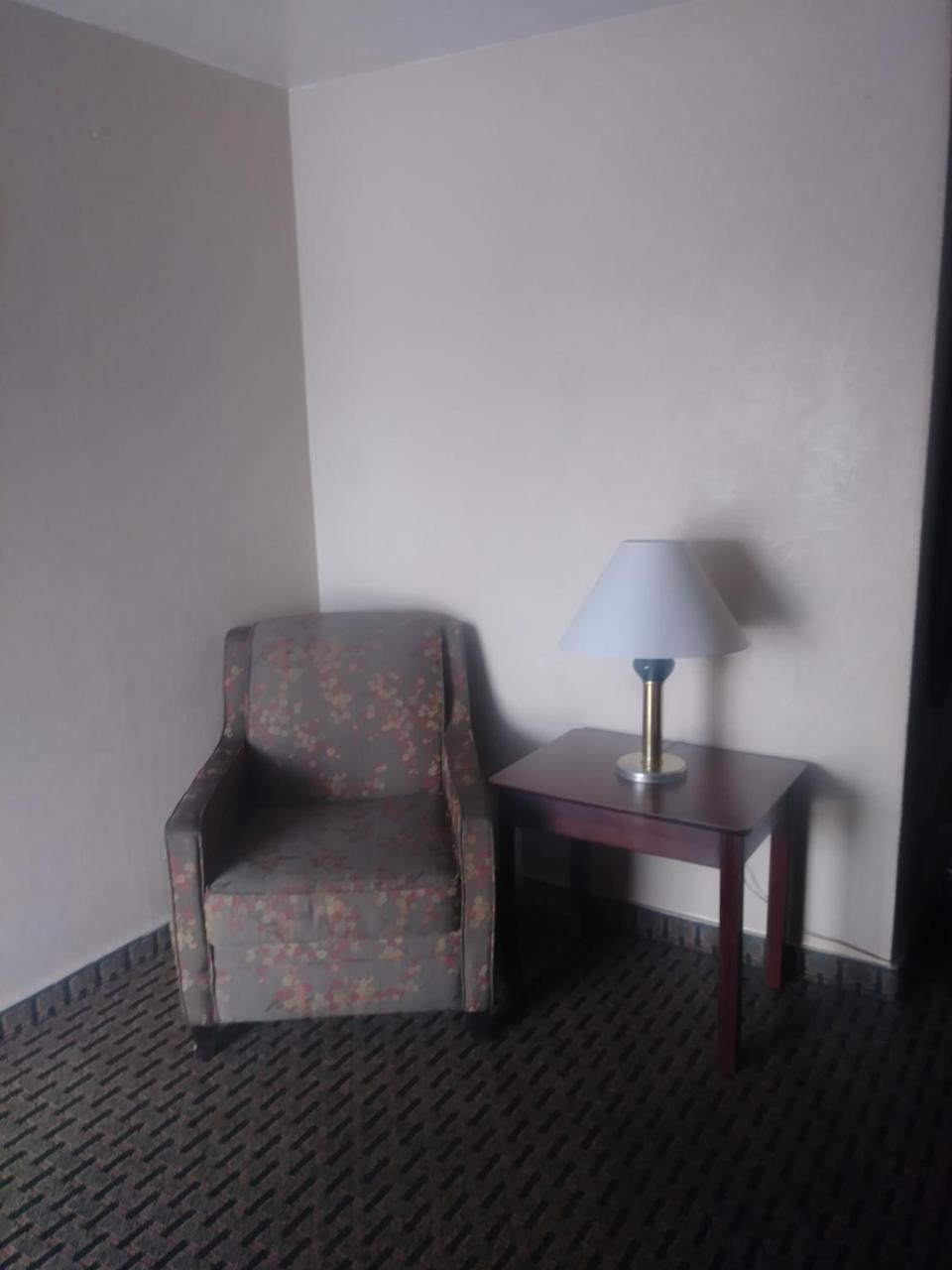 Garden Inn & Suites ניו בראונפלס מראה חיצוני תמונה