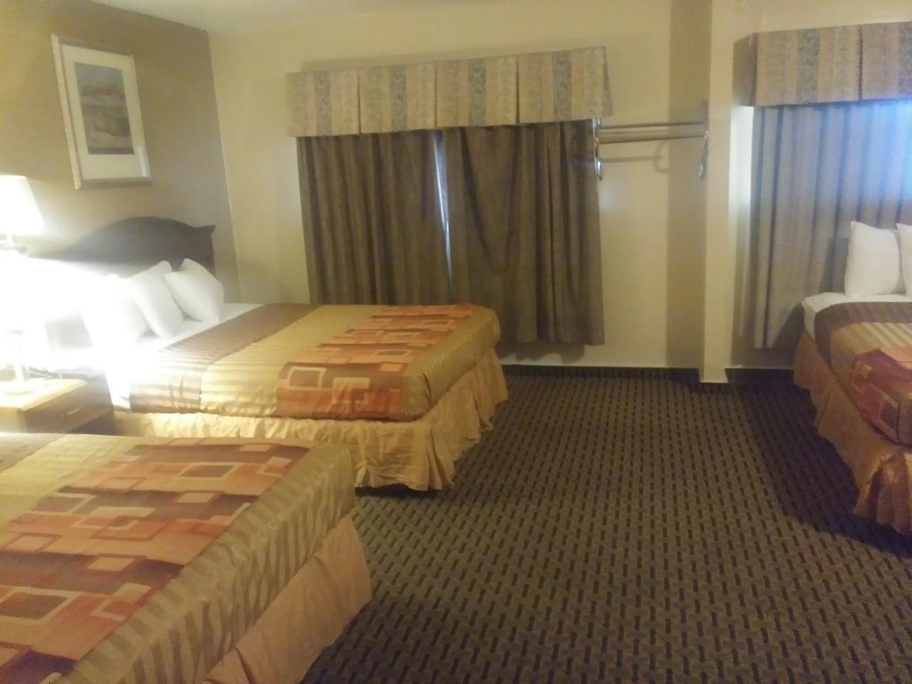Garden Inn & Suites ניו בראונפלס מראה חיצוני תמונה